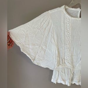 Cute boho style top - white sz XSMALL